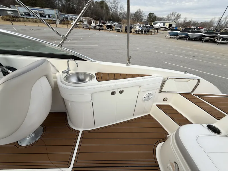 Slide: The Image of Sea Ray 260 Sundeck 2012 - 12
