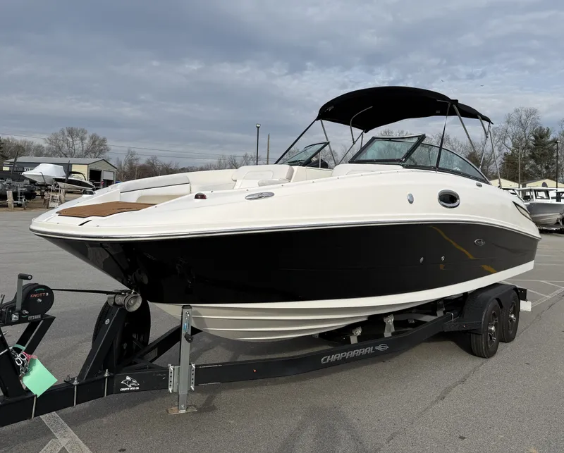 Slide: The Image of Sea Ray 260 Sundeck 2012 - 19