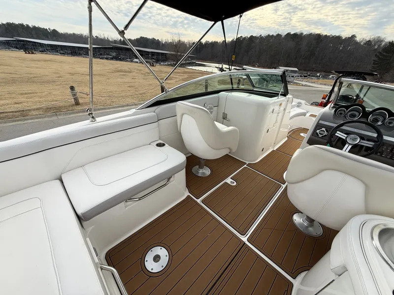 Slide: The Image of Sea Ray 260 Sundeck 2012 - 9