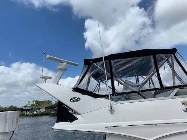 Slide: The Image of Sea Ray 400 Sedan Bridge 2001 - 8