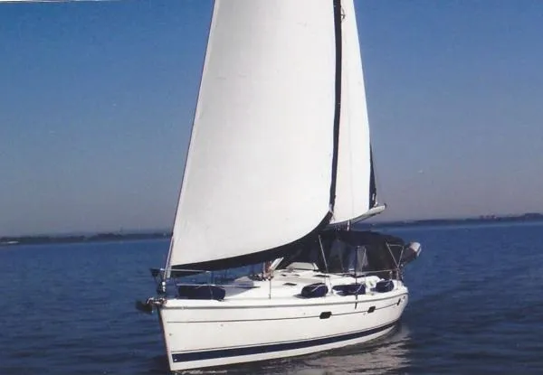 Slide: The Image of Hunter 466 2004 - 1