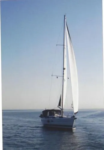 Slide: The Image of Hunter 466 2004 - 3