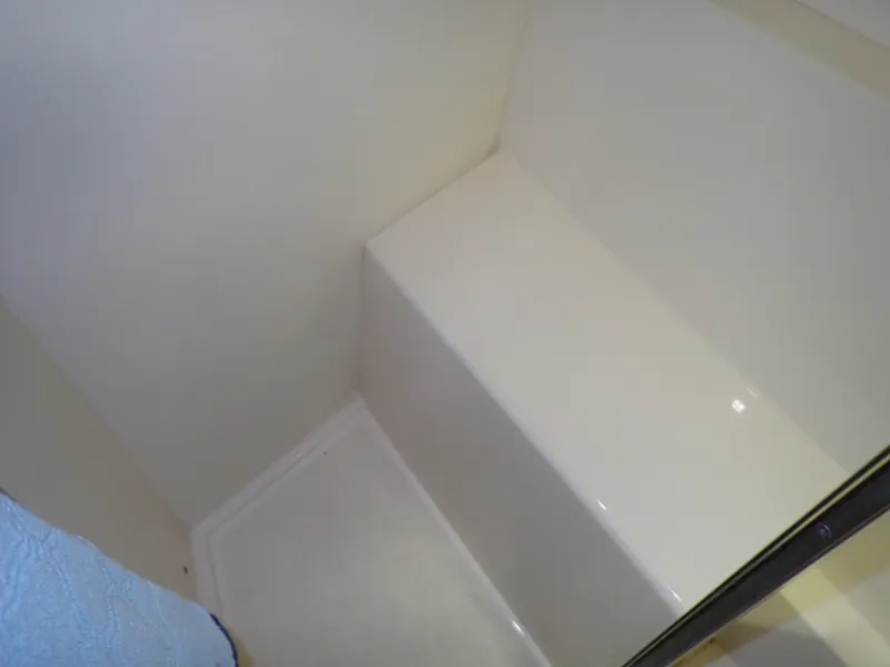 Slide: The Image of Carver Yachts 370 Voyager 1996 - 104