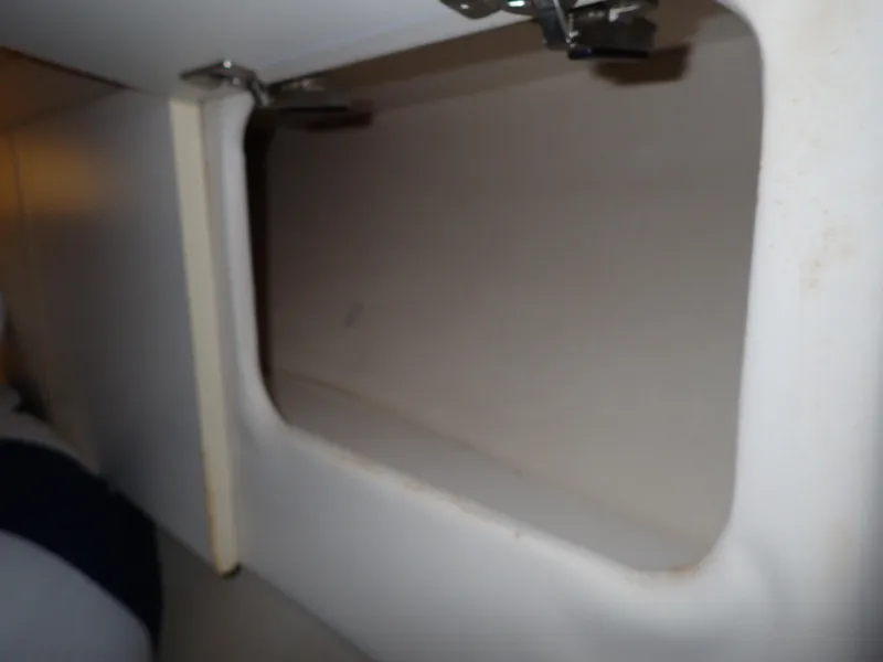 Slide: The Image of Carver Yachts 370 Voyager 1996 - 116