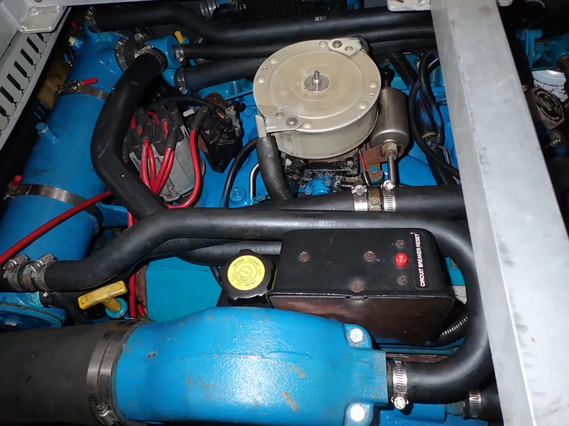 Slide: The Image of Carver Yachts 370 Voyager 1996 - 132