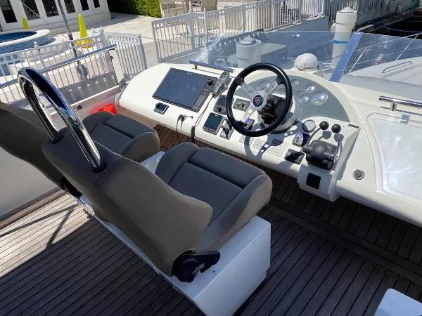 Slide: The Image of Fairline Phantom 50 2008 - 2