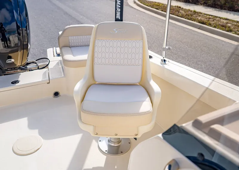 Slide: The Image of Scout 188 Sport Dorado 2026 - 10