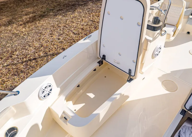 Slide: The Image of Scout 188 Sport Dorado 2026 - 20