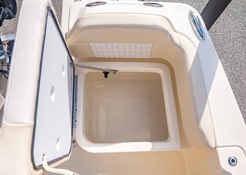 Slide: The Image of Scout 188 Sport Dorado 2026 - 8