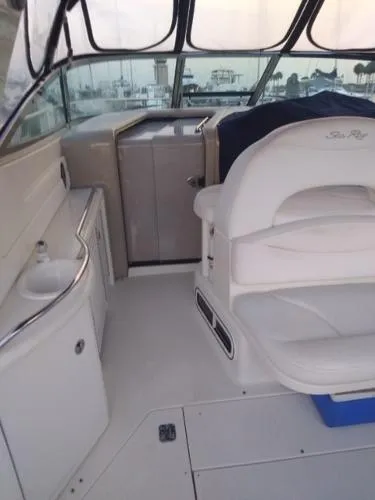 Slide: The Image of Sea Ray 380 Sundancer 2001 - 7
