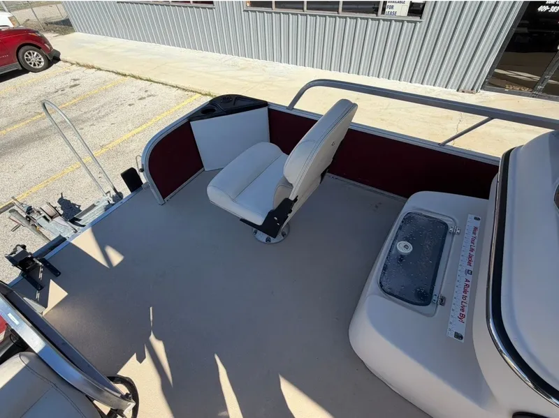 Slide: The Image of Silver Wave 200FISH 2012 - 19