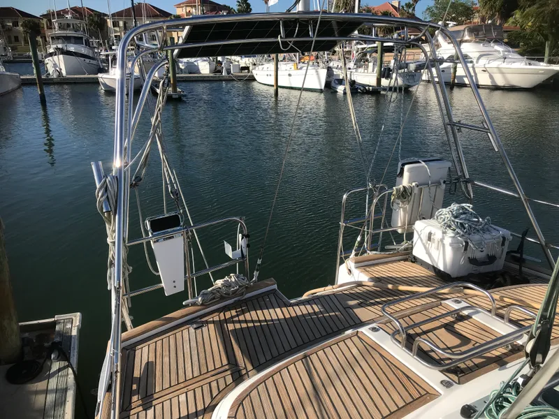 Slide: The Image of Beneteau 44CC 2000 - 6