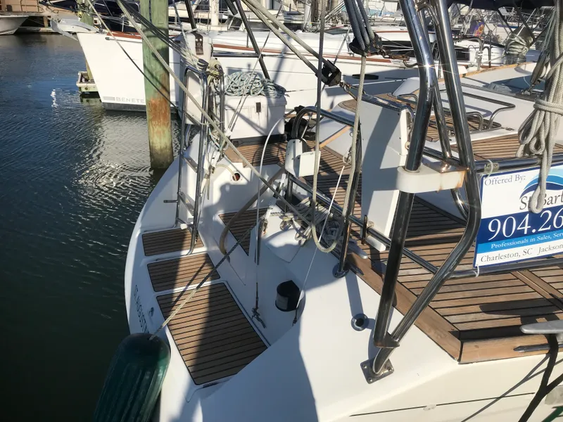 Slide: The Image of Beneteau 44CC 2000 - 9