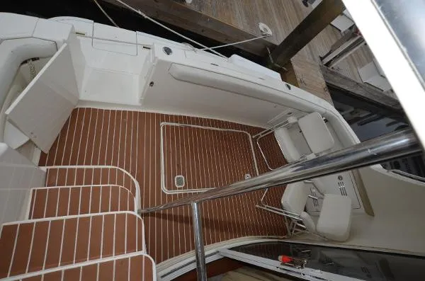 Slide: The Image of Silverton 38 Sport Bridge 2006 - 7