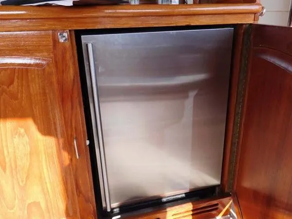 Slide: The Image of Californian 45 Aft Cabin Motor Yacht 1989 - 5