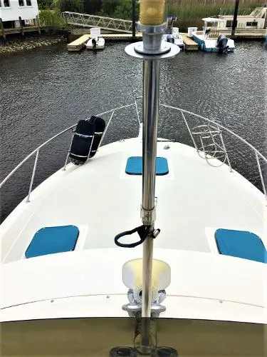 Slide: The Image of Silverton 34 Convertible 1981 - 4