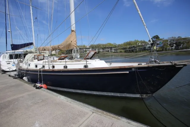 Slide: The Image of Shannon 50 Ketch 1984 - 0