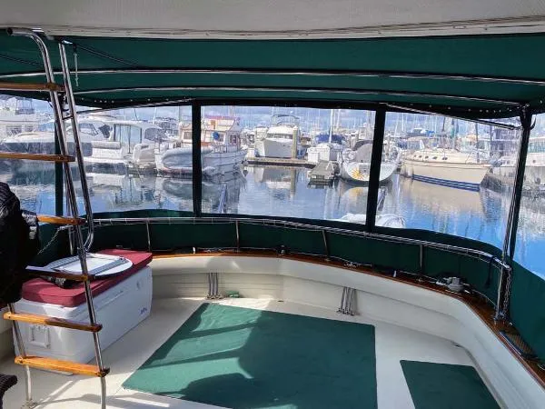 Slide: The Image of Chris-Craft Commander 1969 - 7