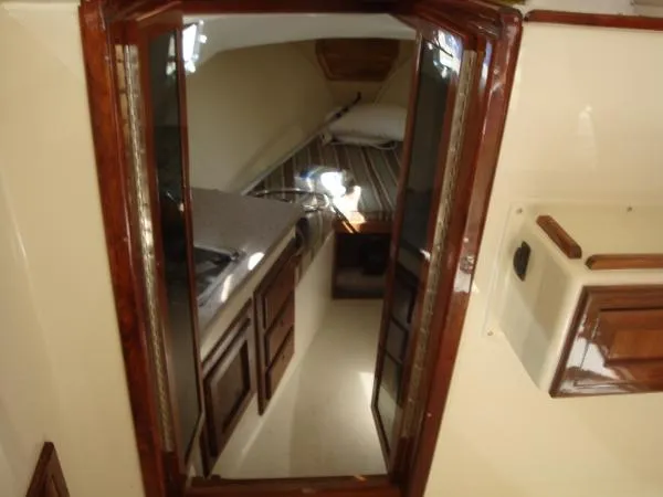 Slide: The Image of Albin SEDAN Upgraded 1984 - 9