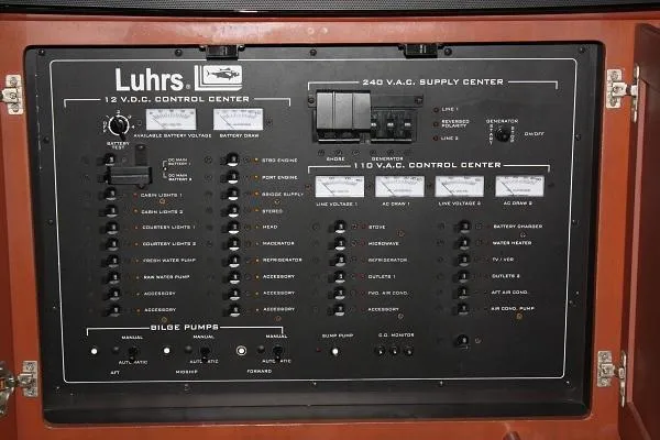 Slide: The Image of Luhrs 38 Convertible 2004 - 10