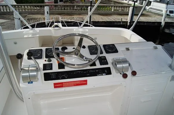 Slide: The Image of Luhrs 38 Convertible 2004 - 5