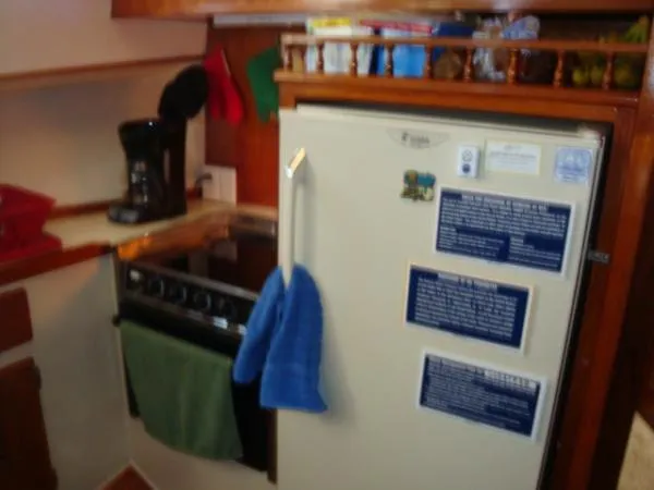 Slide: The Image of Marine Trader LRC DOUBLE CABIN 1979 - 5