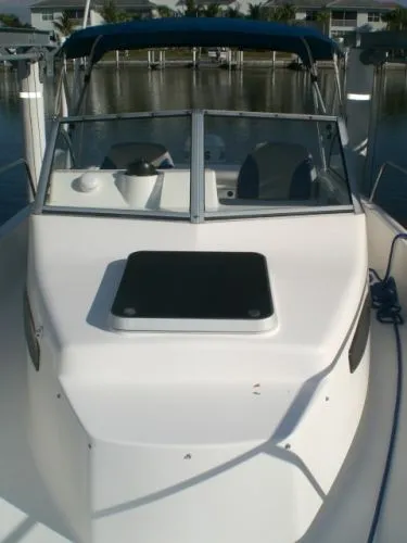 Slide: The Image of Wellcraft 238 Coastal 1996 - 6