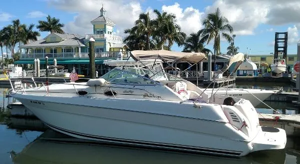 Slide: The Image of Sea Ray 270 Sundancer 2000 - 1