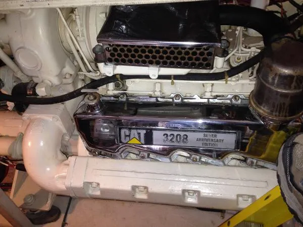 Slide: The Image of Tollycraft Cockpit Motor Yacht 1995 - 10