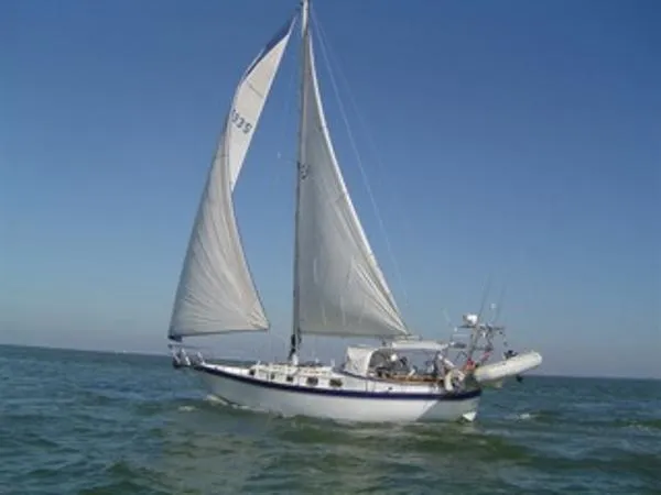 Slide: The Image of Endeavour Sloop Plan B 1982 - 2
