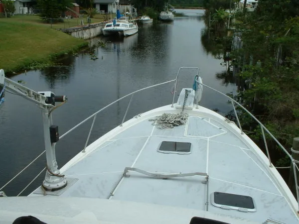 Slide: The Image of Bayliner 3888 Motoryacht 1989 - 4