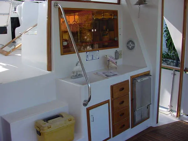 Slide: The Image of Marine Trader Motor Yacht 1987 - 2