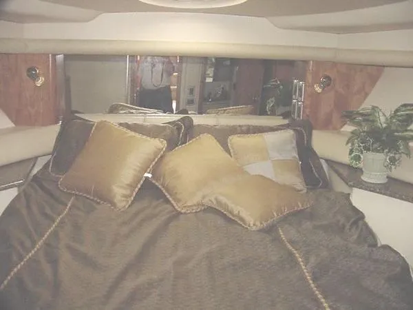Slide: The Image of Meridian 459 COCKPIT MOTORYACHT 2004 - 3