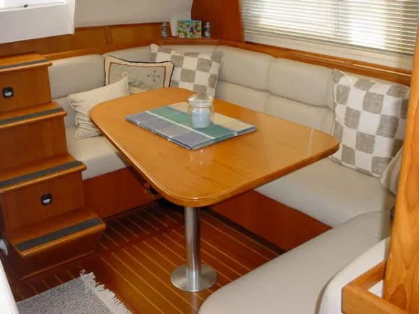 Slide: The Image of Mainship 430 Trawler 1999 - 3