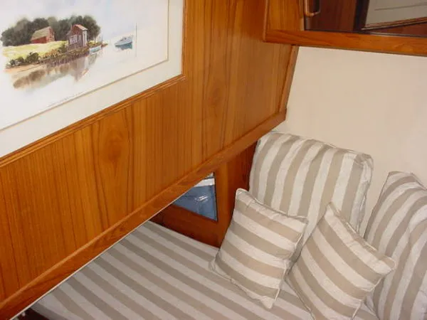 Slide: The Image of Mainship 430 Trawler 1999 - 9