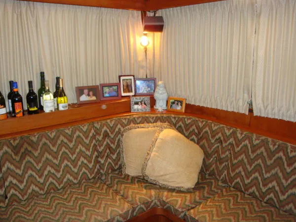 Slide: The Image of President Double Cabin 1984 - 3