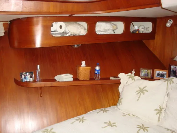Slide: The Image of President Double Cabin 1984 - 8