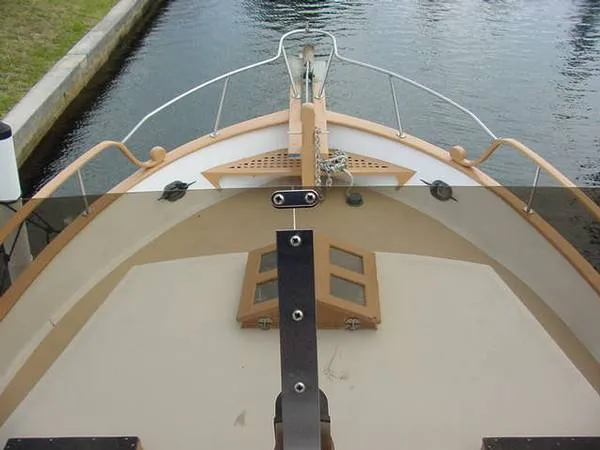 Slide: The Image of Marine Trader Sedan 1979 - 5