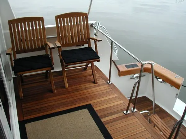 Slide: The Image of Ocean Alexander Cockpit Motor Yacht 1987 - 6