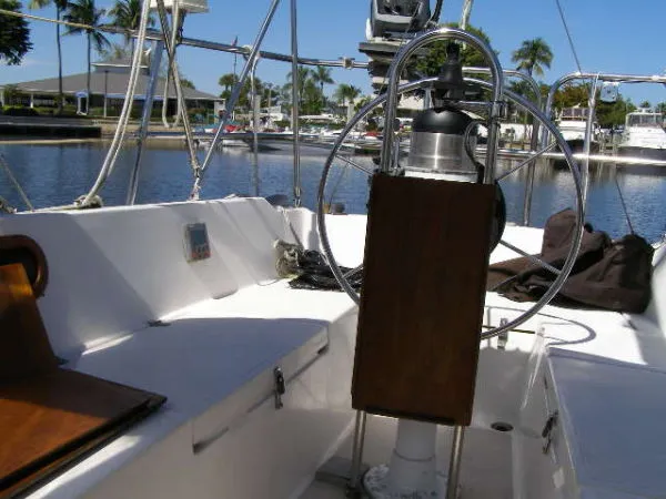 Slide: The Image of Catalina Tall Rig 1985 - 5