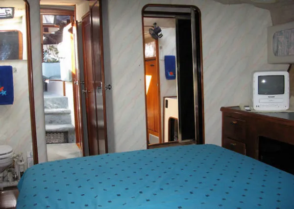 Slide: The Image of Bayliner Motoryacht 1989 - 5