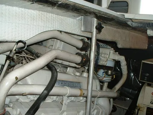Slide: The Image of Trojan 11 Meter Express 1987 - 9