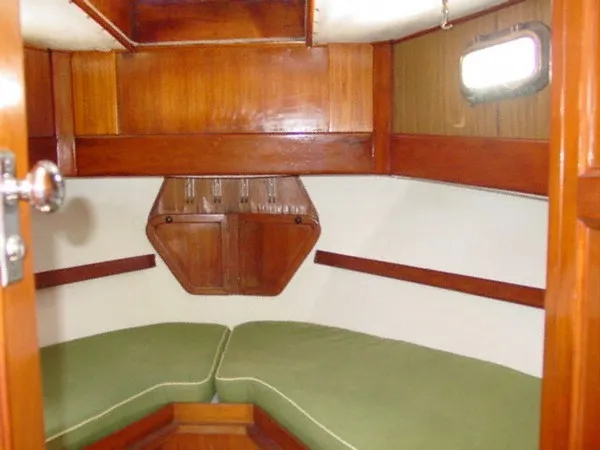 Slide: The Image of Marine Trader Double Cabin 1975 - 5