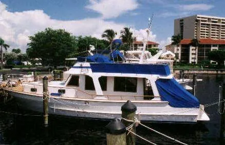 Slide: The Image of Marine Trader Sedan 1990 - 0
