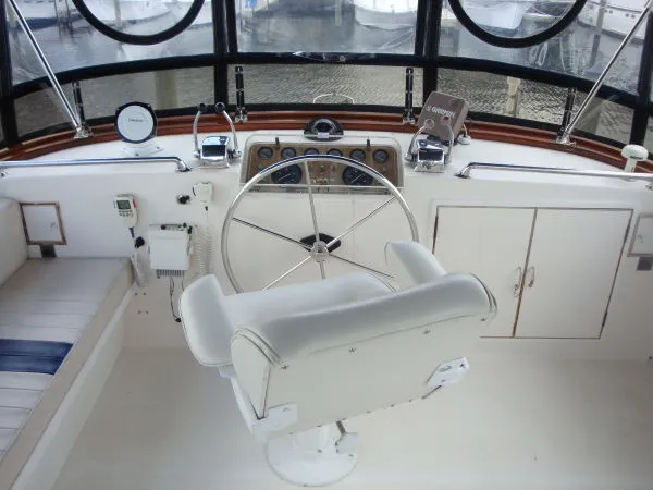 Slide: The Image of Ocean Alexander Double Cabin 1985 - 7