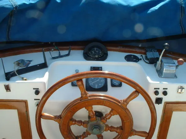 Slide: The Image of Island Gypsy Sedan TRWL 1986 - 1