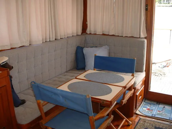 Slide: The Image of Island Gypsy Sedan TRWL 1986 - 6