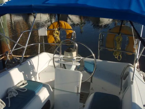 Slide: The Image of Hunter Sloop 1989 - 8