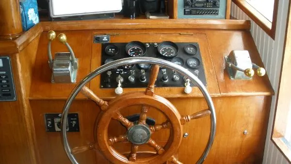 Slide: The Image of Sea Ranger SUNDECK 1984 - 5