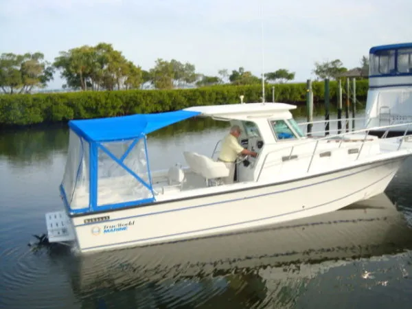 Slide: The Image of True World Marine TE 288 Hardtop Diesel Cruiser 2005 - 0